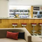 Ibis Centro 2*