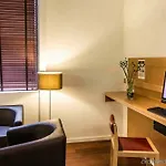 Ibis Centro 2*