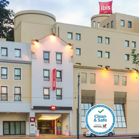 Ibis Centro Hotel 2*