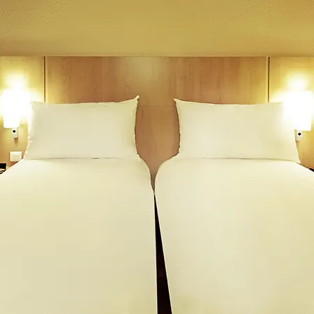 Отель Ibis Centro Коимбра