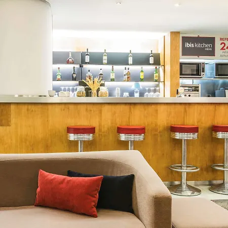 Ibis Centro Hotel 2*