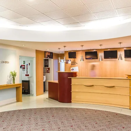 Ibis Centro 2*