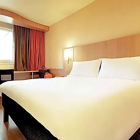 Ibis Centro Hotell