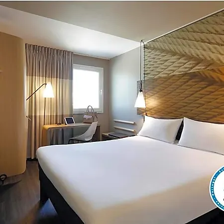 Ibis Centro Otel 2*