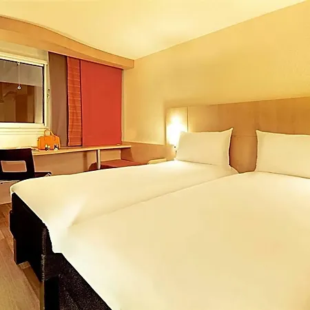 Ibis Centro Hotell