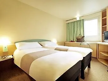 Ibis Centro 2*