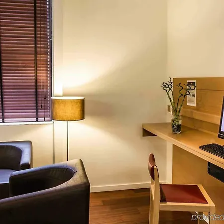 Ibis Centro 2*