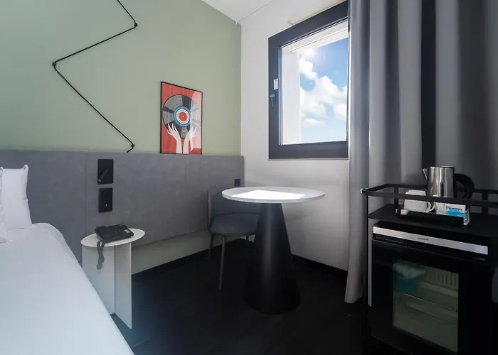 Ibis Centro Otel 2*